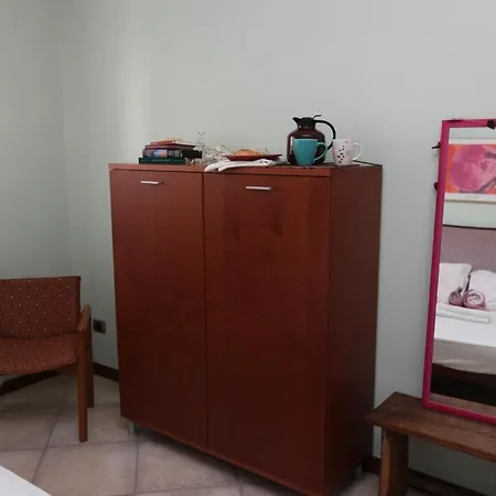 L'angoletto Bed & Breakfast *